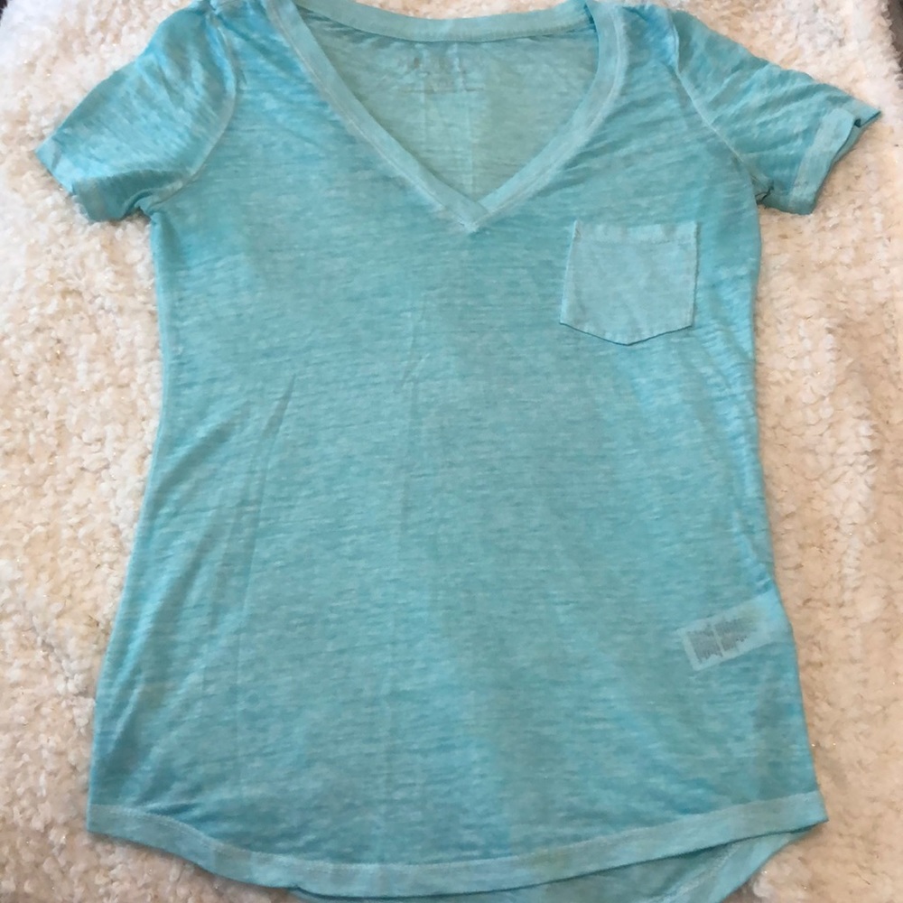 Aeropostale v-neck